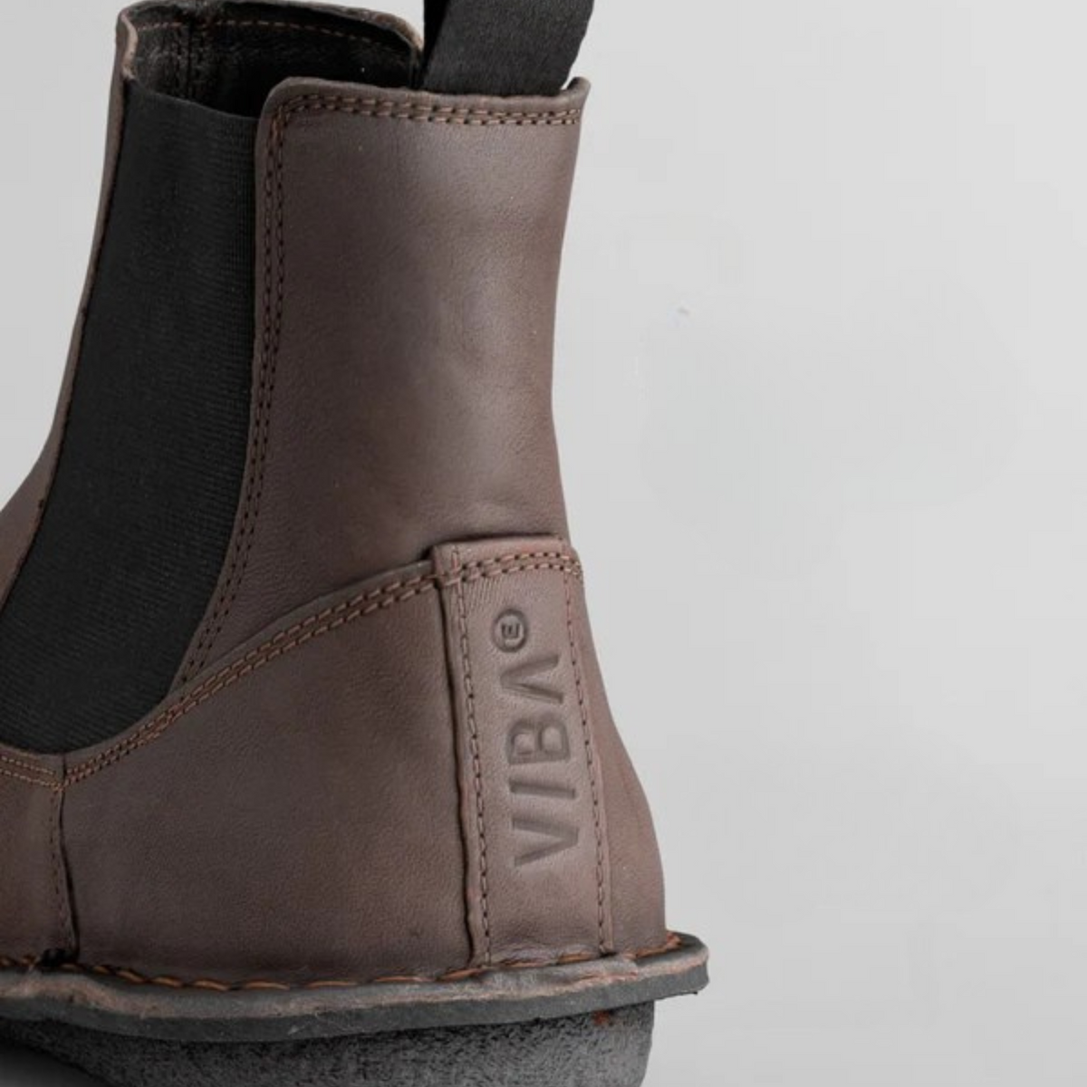 HELSINKI Nahka, kaakaonruskea